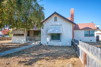2562 W Erie St, Caruthers, CA 93609