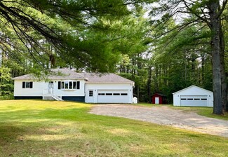 6 Sand Rd, Canaan, ME 04924