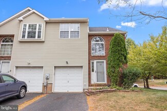 112 Petal Ln, Ewing, NJ 08638