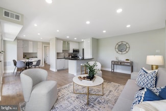 8000 Le Havre Place Unit 16, Falls Church, VA 22042
