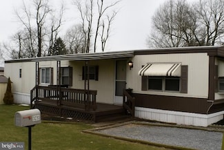 3230 Oakland Rd, Dover, PA 17315