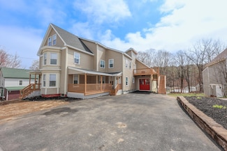 319 Mechanic St, Laconia, NH 03246