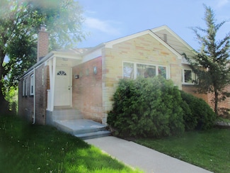 9029 S Crandon Ave, Chicago, IL 60617