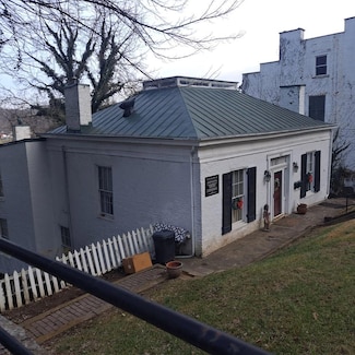 325 W 3rd St, Maysville, KY 41056
