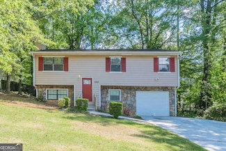 5723 Fieldstone Dr, Lithonia, GA 30038