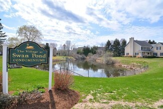 8 Mallard Ln, Walpole, MA 02081