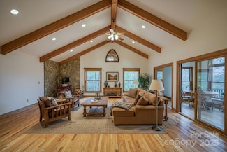 1521 Old Jonas Ridge Rd, Newland, NC 28657