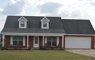 1655 Johnny Murphy Rd, Dothan, AL 36301