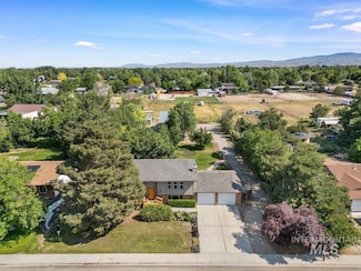 9492 W Mossy Cup St, Boise, ID 83709