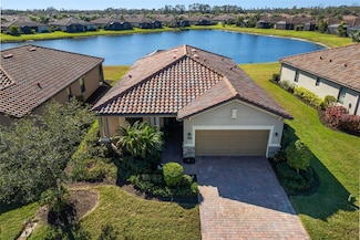 6517 Willowshire Way, Bradenton, FL 34212