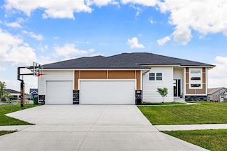 309 NW Beechwood Dr, Grimes, IA 50111