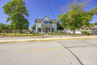 107 Chris St, Pateros, WA 98846