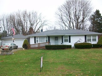 306 E Broadway Ave, Arcadia, IN 46030