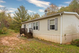 127 Millimeter Rd SW, Floyd, VA 24091