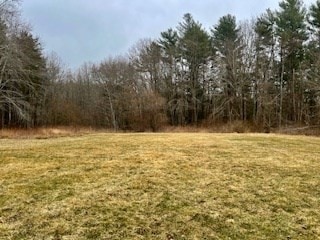 67 Morses Ln, Acushnet, MA 02743