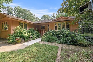 20611 Nightingale St NW, Cedar, MN 55011