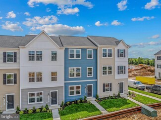 1230 Cedar Valley Rd, Ranson, WV 25438