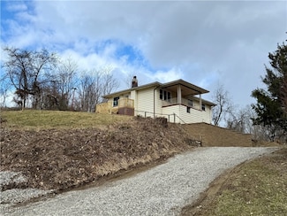 100 Elm St, Mingo Junction, OH 43938