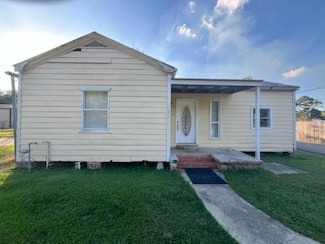 1217 N Main St, Saint Martinville, LA 70582