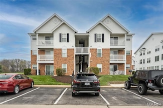 1217 Woodland Point Dr Unit D, Saint Louis, MO 63146