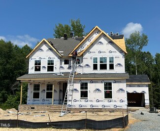 386 Rising Star Dr, Clayton, NC 27520