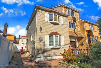 17 Father Capodanno Blvd, Staten Island, NY 10305