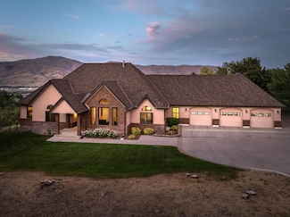 5062 Johnny Creek Rd, Pocatello, ID 83204