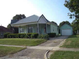 307 E Main St, Mentone, IN 46539