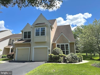448 Country Club Dr, Lansdale, PA 19446