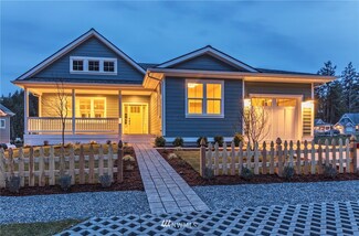 29 Anchor Ln, Port Ludlow, WA 98365