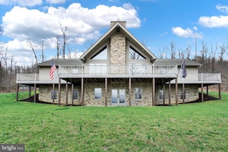 7030 Furnace Rd, Waynesboro, PA 17268