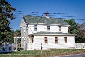 884 Monmouth Rd, Cream Ridge, NJ 08514