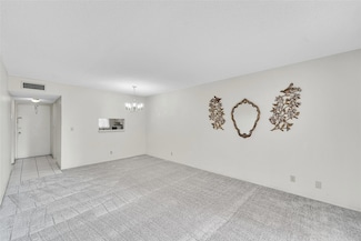 3048 Sunrise Lakes Dr E Unit 112, Sunrise, FL 33322