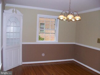 9426 Bulls Run Pkwy, Bethesda, MD 20817