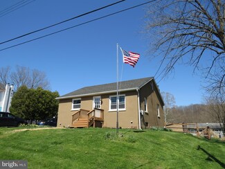 146 Preston Rd, Milford, NJ 08848