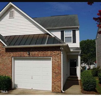 2121 Persimmon Ridge Dr, Raleigh, NC 27604