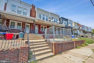 5372 Charles St, Philadelphia, PA 19124
