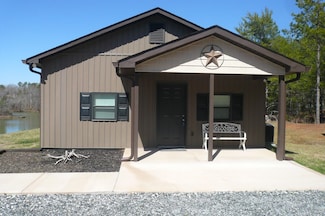 275 Michaels Ct, Chesnee, SC 29323