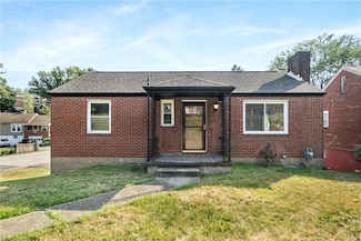 1162 Logan Rd, Bethel Park, PA 15102