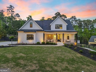 6560 Crestwood Peninsula, Flowery Branch, GA 30542
