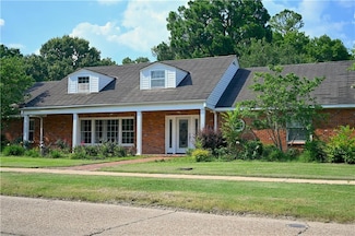 206 W Waddil St, Marksville, LA 71351