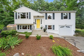 34 Monique Dr, Bellingham, MA 02019