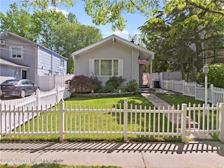 1182 Arthur Kill Rd, Staten Island, NY 10312