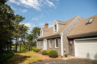 9 Pine Grove Rd, Chatham, MA 02633