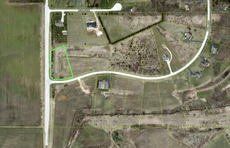 9211 S Hill Rd, Marengo, IL 60152