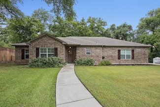 149 Ty Ln, Azle, TX 76020