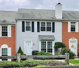 158 Cypress Ct Unit 158, Torrington, CT 06790