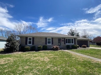 206 Montgomery Cir, Carmi, IL 62821