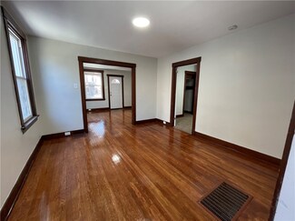 1155 Rebecca Ave, Pittsburgh, PA 15221