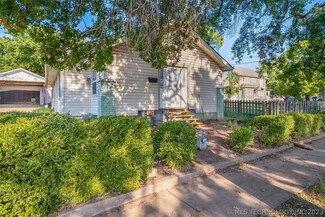 218 S Maple St, Bristow, OK 74010